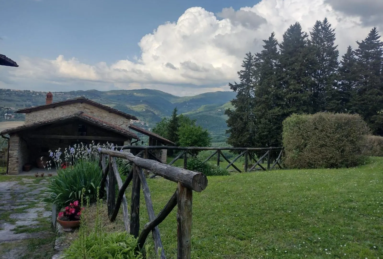 Agriturismo Bacio Pelago Ιταλία